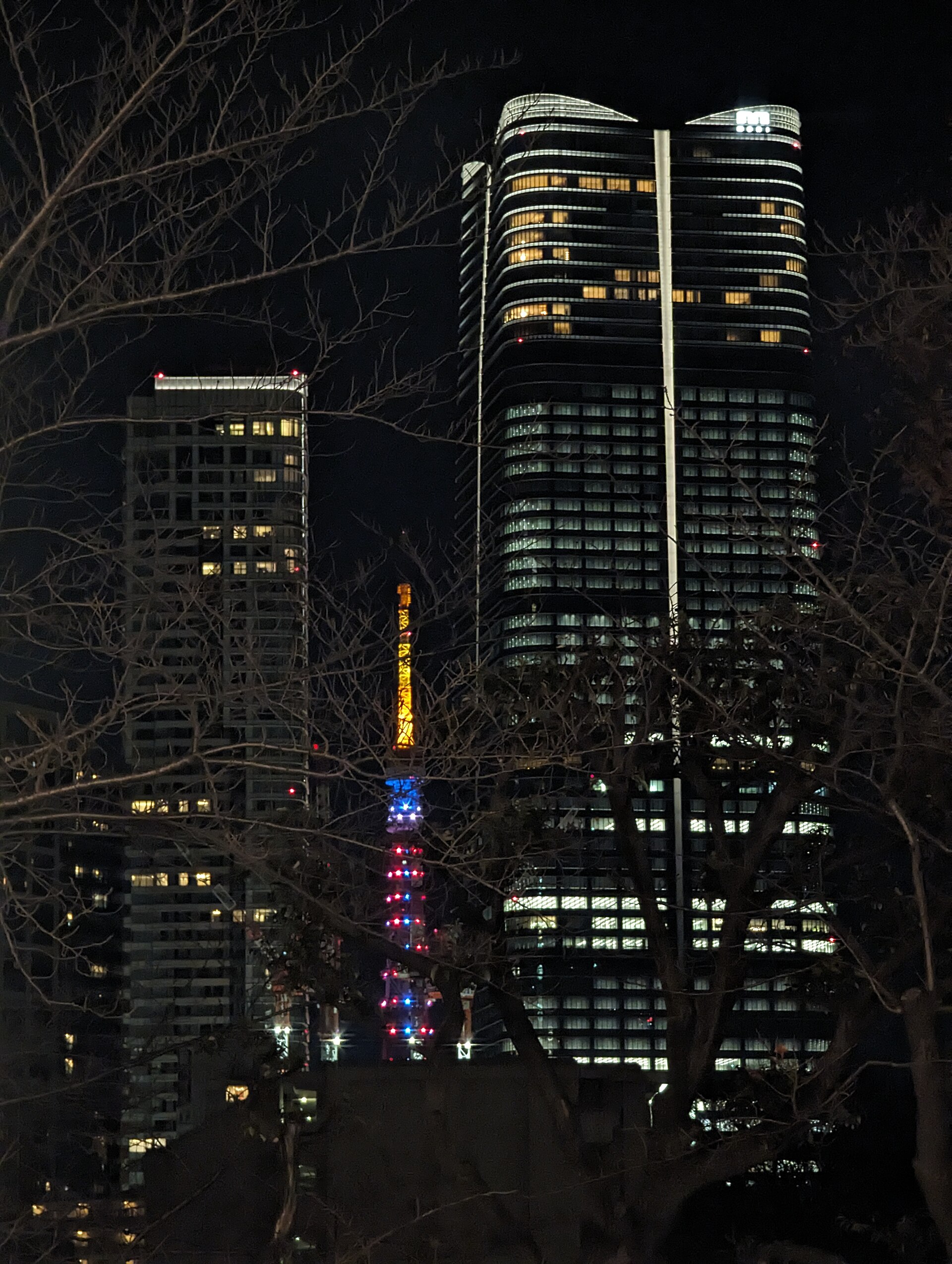 麻布台之丘與東京鐵塔夜景